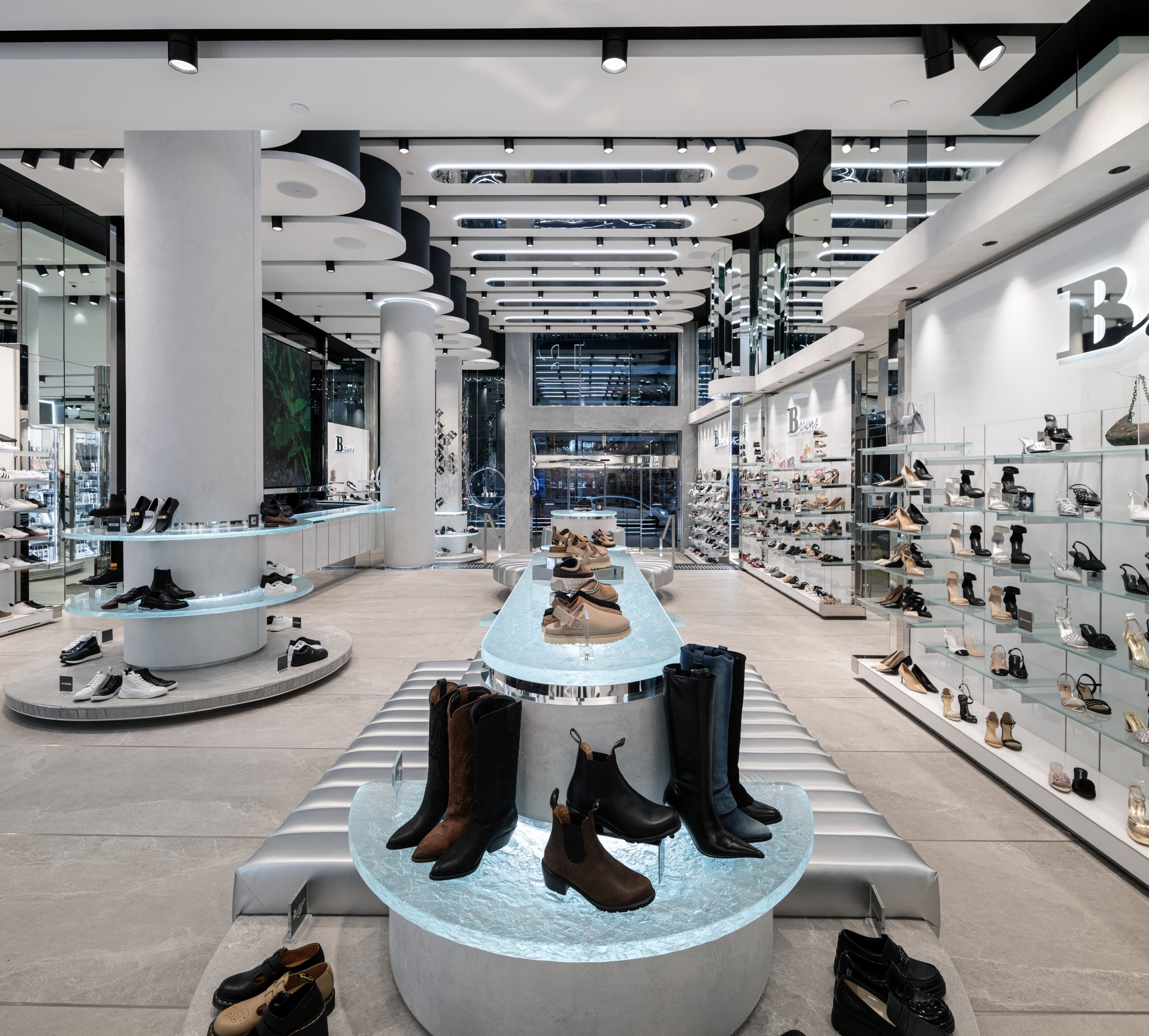 The following is a case study about a retail store photography project we completed for browns shoes, a canadian brand name footwear retailer. Recently two of their flagship stores in toronto received renovations and the purpose of the shoot was to capture images of their sleek new architectural designs and details.