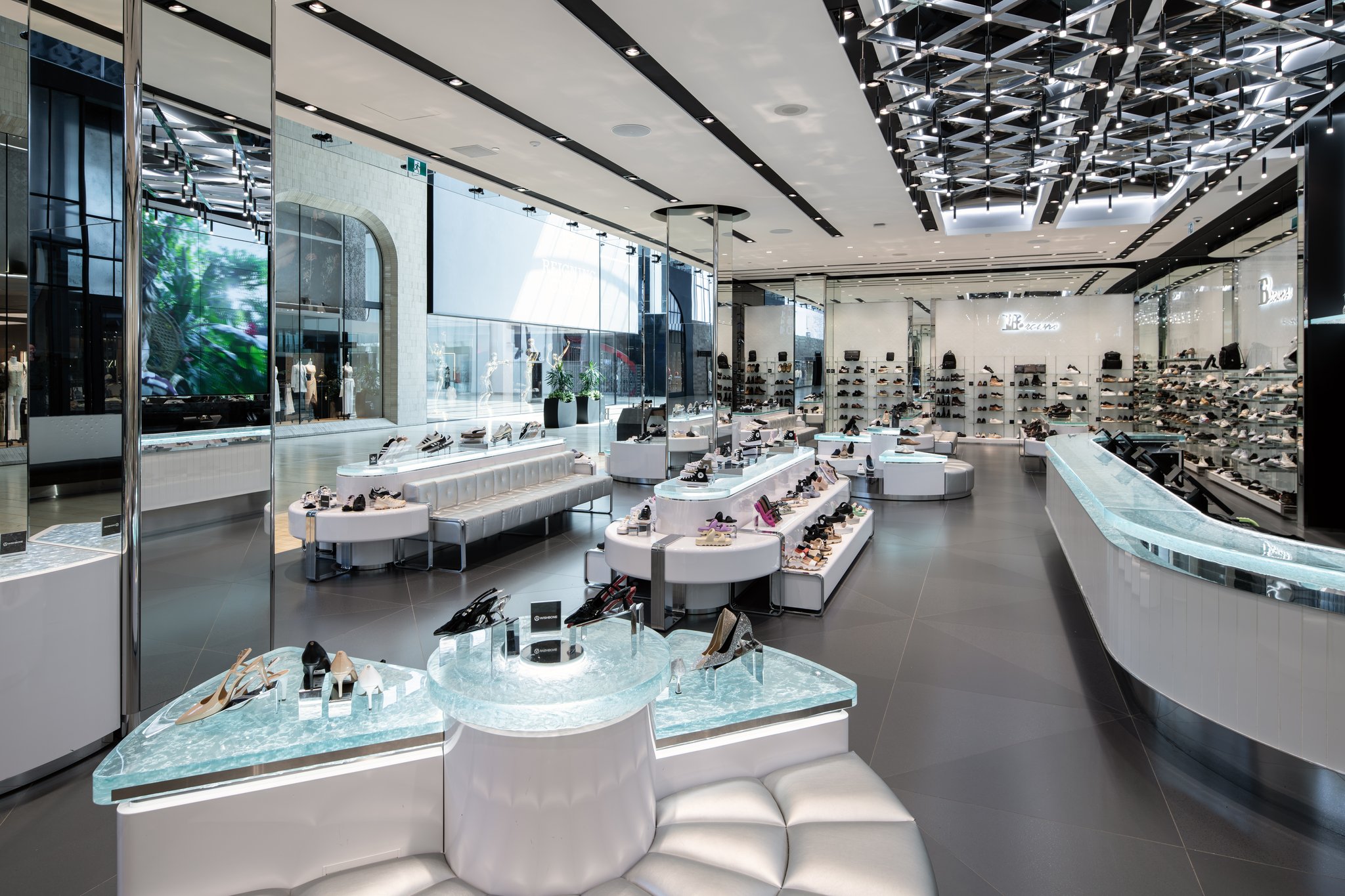 The following is a case study about a retail store photography project we completed for browns shoes, a canadian brand name footwear retailer. Recently two of their flagship stores in toronto received renovations and the purpose of the shoot was to capture images of their sleek new architectural designs and details.