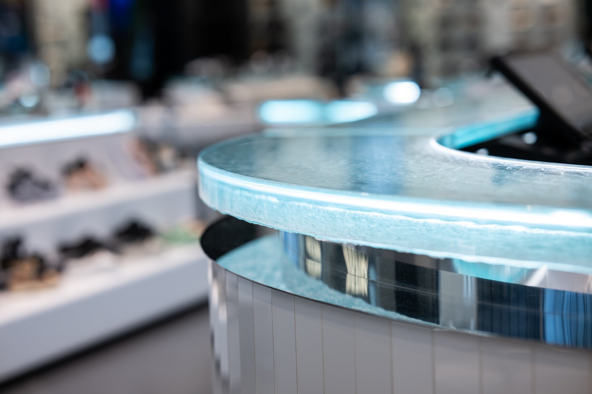 The following is a case study about a retail store photography project we completed for browns shoes, a canadian brand name footwear retailer. Recently two of their flagship stores in toronto received renovations and the purpose of the shoot was to capture images of their sleek new architectural designs and details.