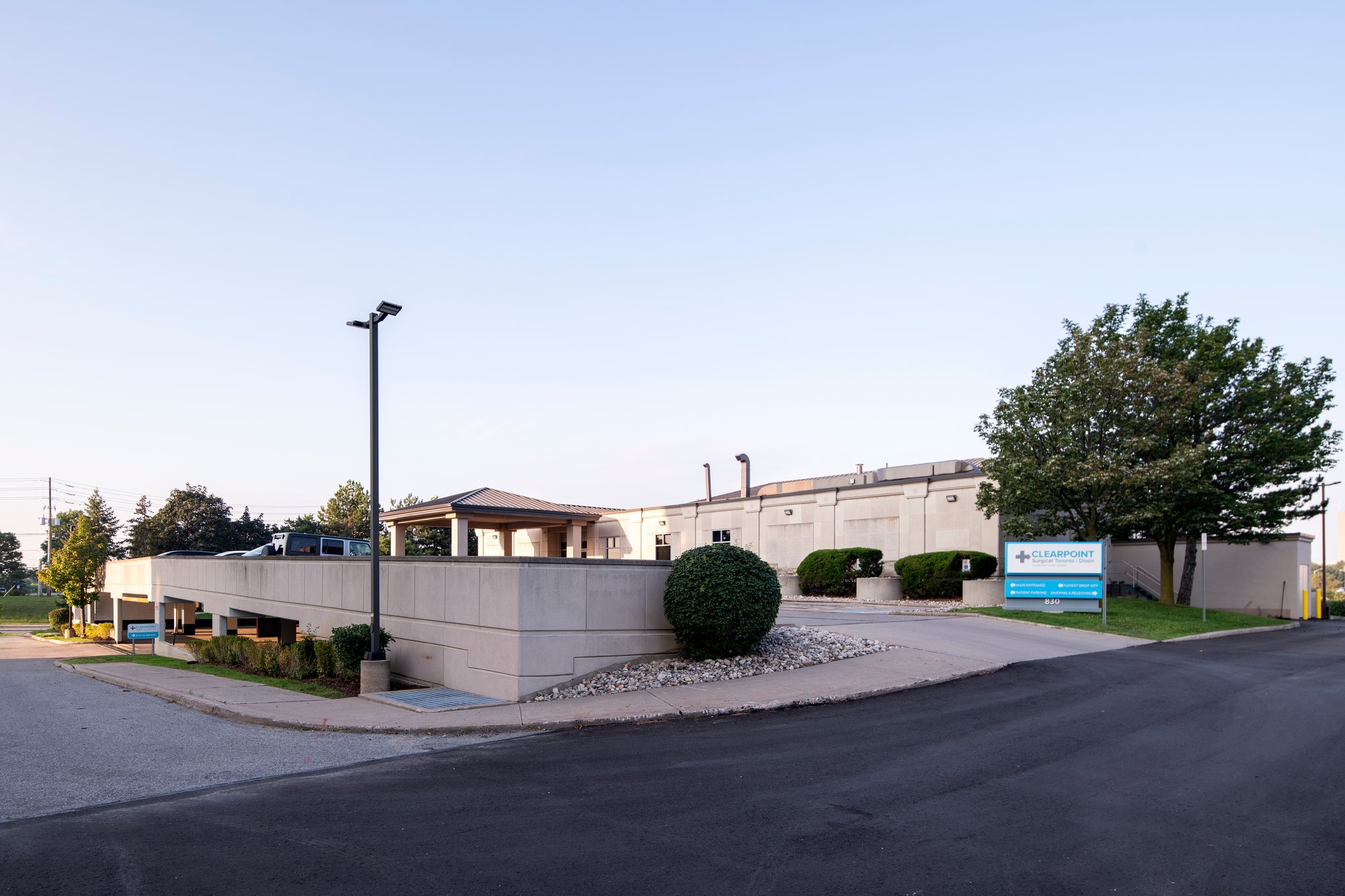 The following is a case study about a medical facility photography project we completed for clearpoint health network, canada's largest independent surgical partner. This project took place at their mississauga location and the overall goal was to provide a photographic overview of one of their medical facilities. Through showcasing their state-of-the-art equipment in their surgical rooms, to the modern design elements, as well as their comfortable, spacious, and inviting recovery rooms, we tailored a photoshoot to tell the story of their business.