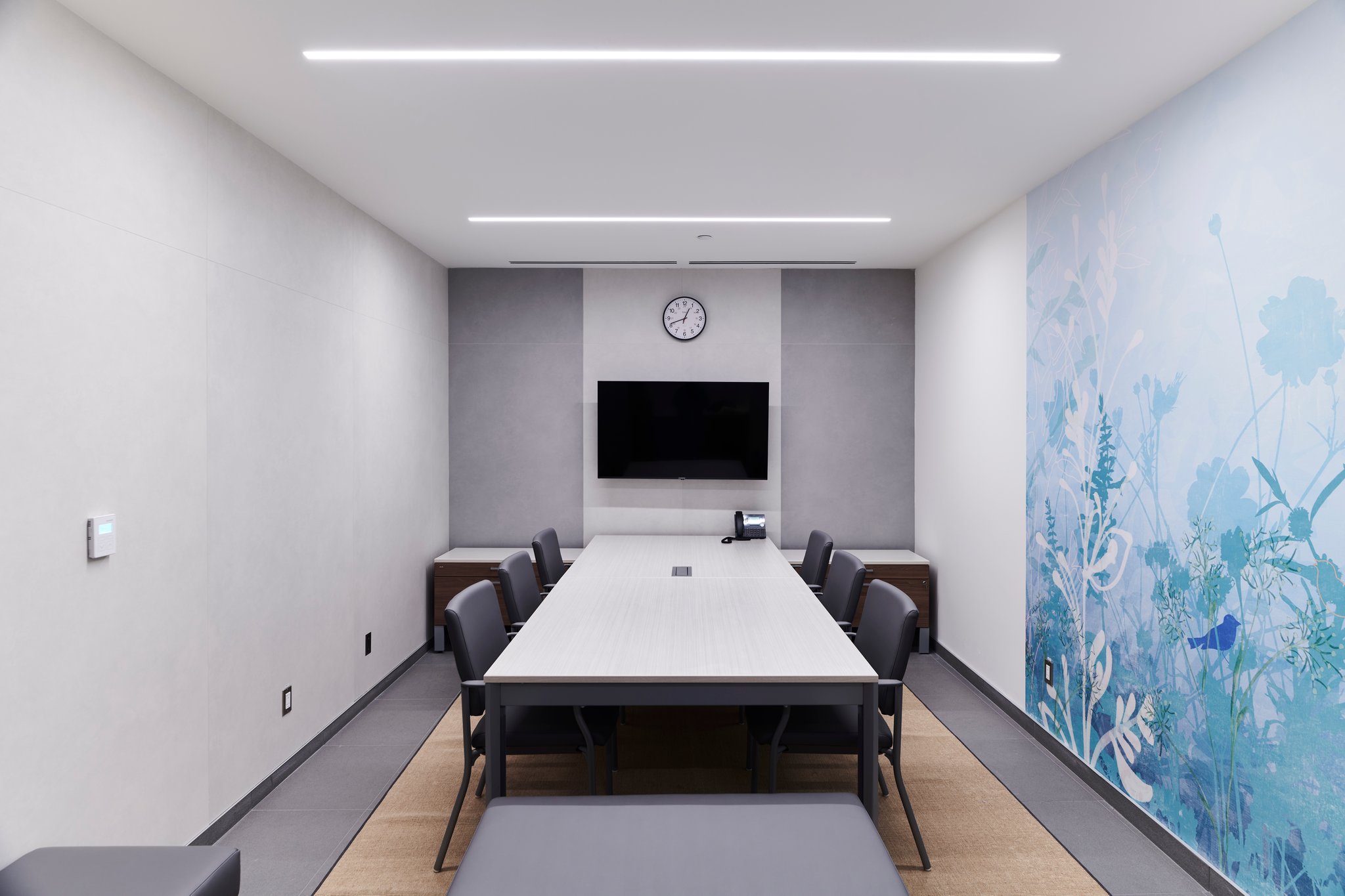 The following is a case study about a medical facility photography project we completed for clearpoint health network, canada's largest independent surgical partner. This project took place at their mississauga location and the overall goal was to provide a photographic overview of one of their medical facilities. Through showcasing their state-of-the-art equipment in their surgical rooms, to the modern design elements, as well as their comfortable, spacious, and inviting recovery rooms, we tailored a photoshoot to tell the story of their business.
