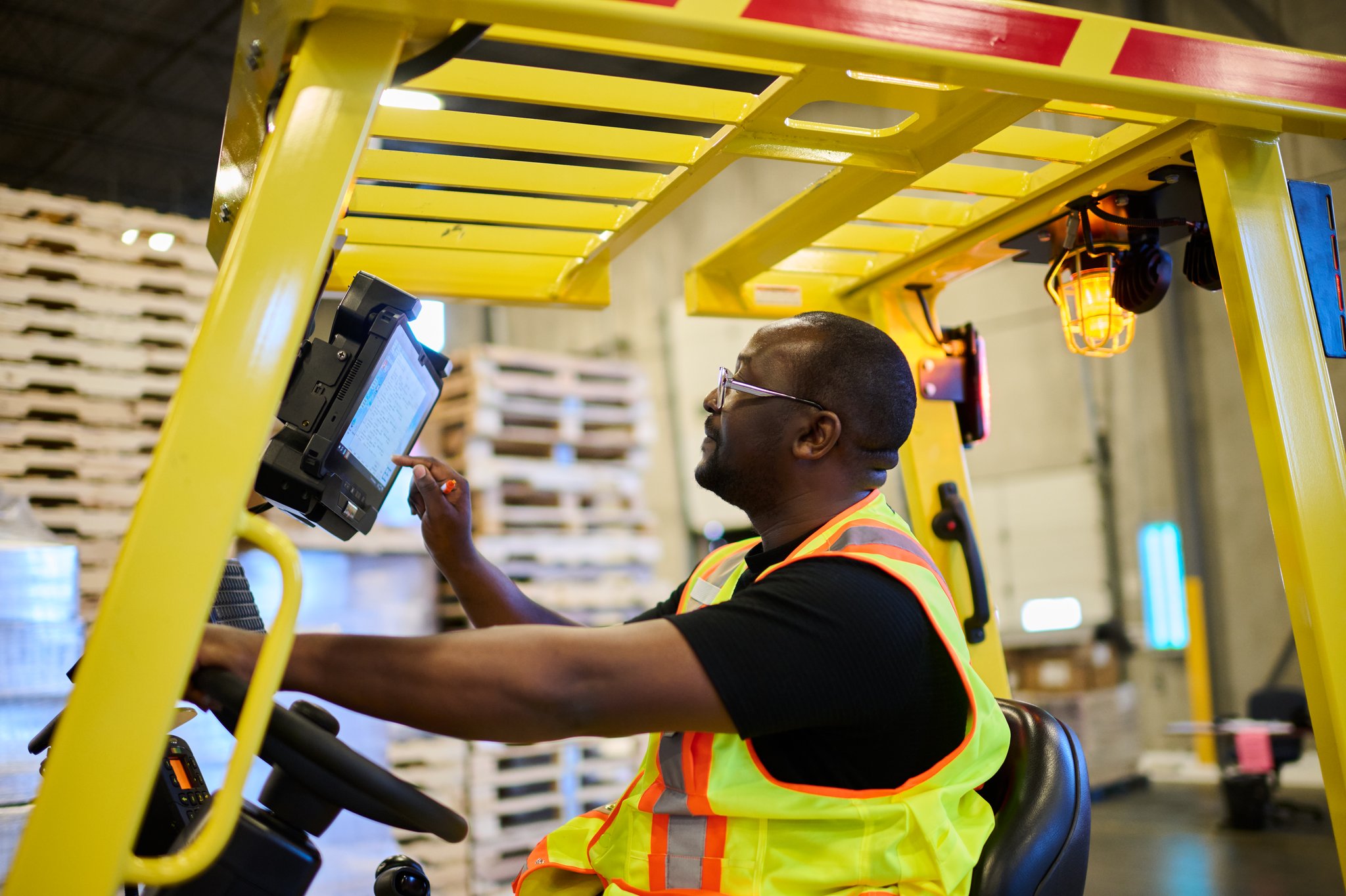 Case Study: Logistics And Warehousing Photography For Jd Smith - Jd Smith Robert Lowdon Photography Rlp6348 Copy The following is a case study about a logistics and warehousing photography project we completed for jd smith, a provider of 3pl warehouse, transport and logistics solutions in vaughan, ontario. The purpose of this photography project was to tell the story of each aspect of the business. Visually communicating not only what services jd smith offers, but also the company culture, through capturing authentic images of their employees working.