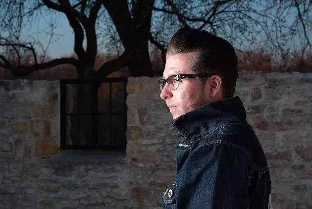 Blog - Night Portrait Featuring photography from our past client work. Informative marketing advice for businesses large and small. How to photography articles.