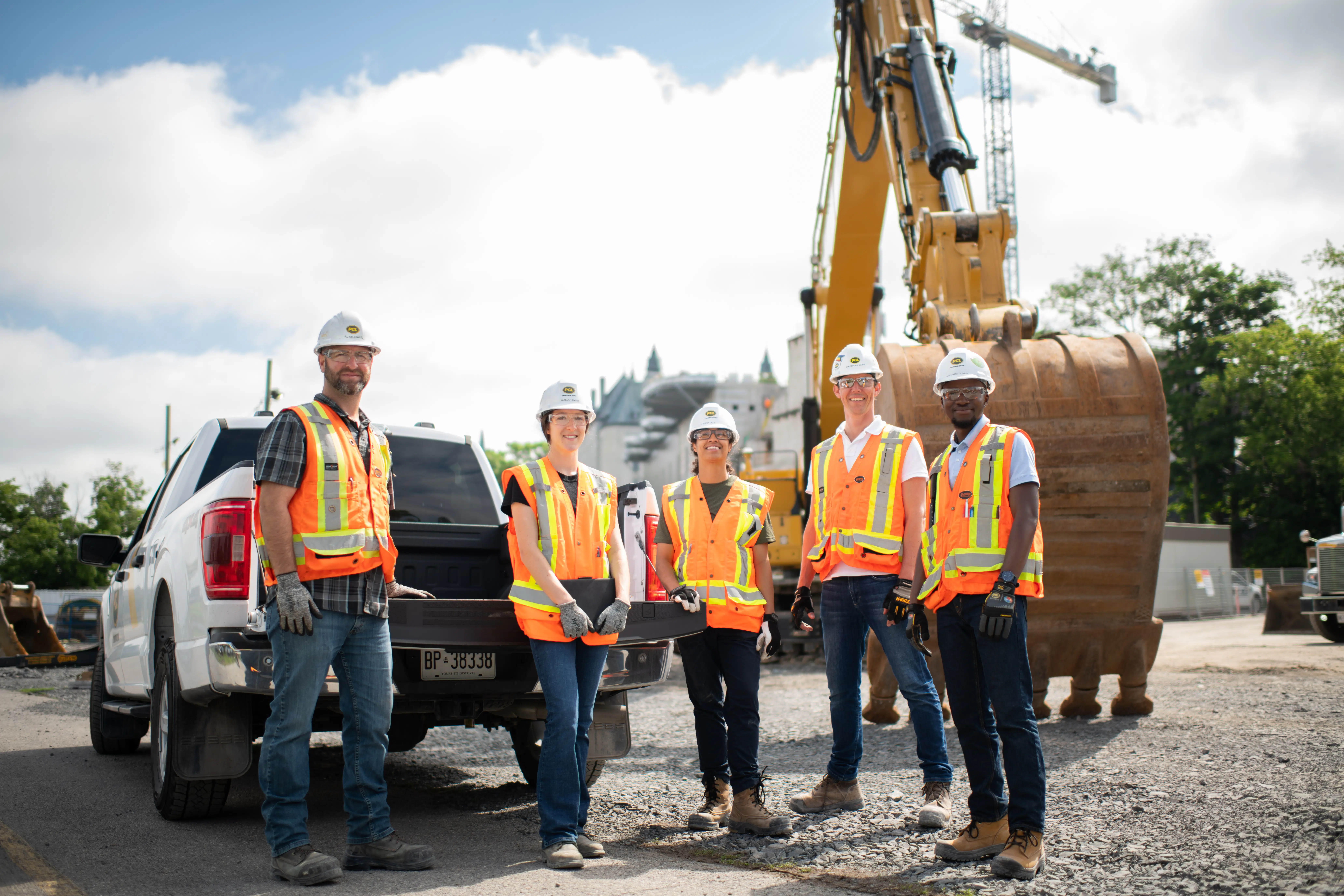 A tailgate meeting on site.