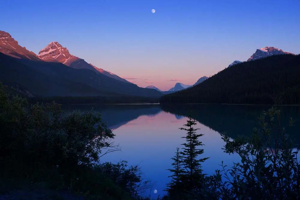 Photo editing software helps, but the single major factor is the conditions you photograph in. © robert lowdon